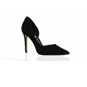 Steve Madden Black Suede Pumps